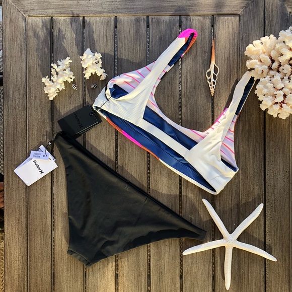 🌴🔆HURLEY- REVERSIBLE MRITIME BIKINI SET🔆🌴 - Picture 11 of 15